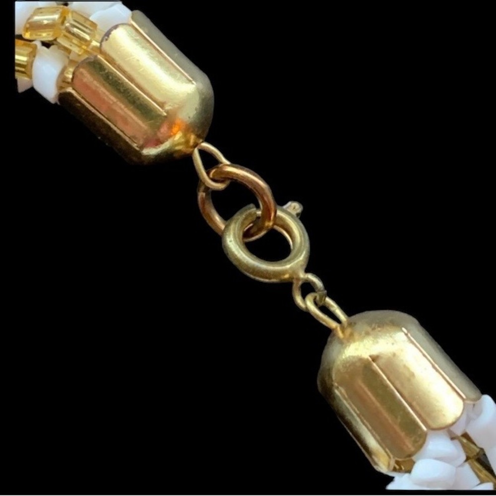 Vintage Six Strand White & Gold Glass Seed Bead Necklace Woman’s Jewelry - Picture 4 of 5